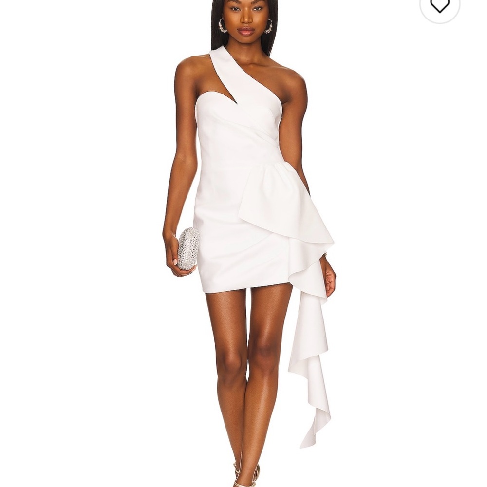 Elliatt White Asymmetrical One-Shoulder Cocktail Dress